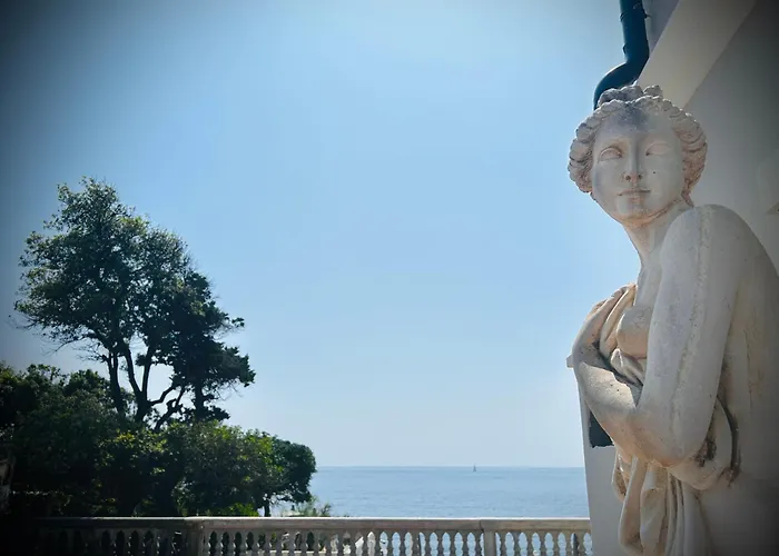 Quercianella Hotels