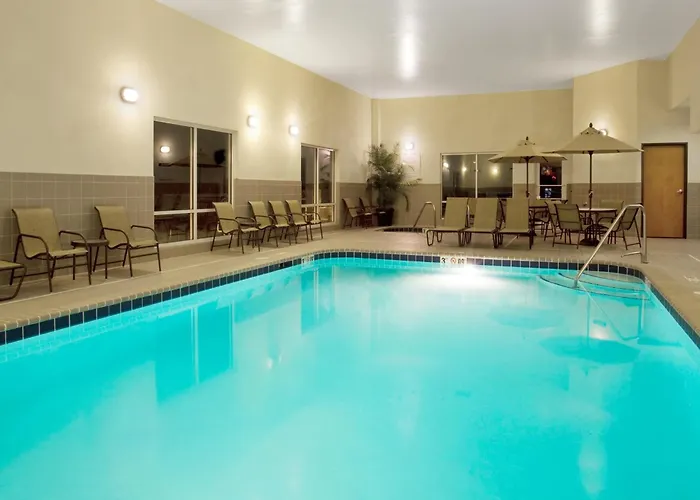 Lake Zurich Hotels