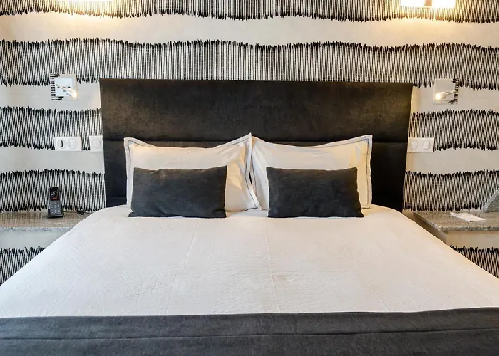 Chalons-en-Champagne Hotels