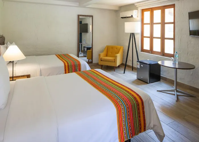 Decameron El Pueblo Lima