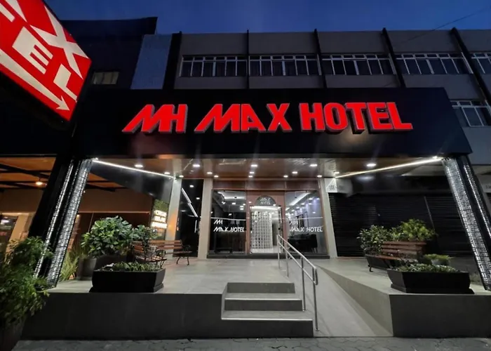 Max Hotel
