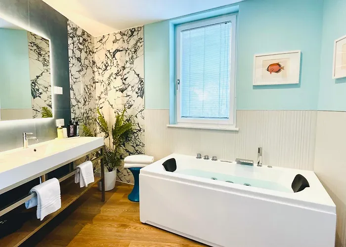 Plaza Lago di Garda Rooms - Rooftop, Lakeview&Jacuzzi Peschiera del Garda