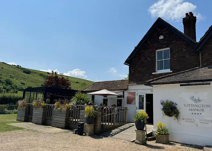 Henfield Hotels