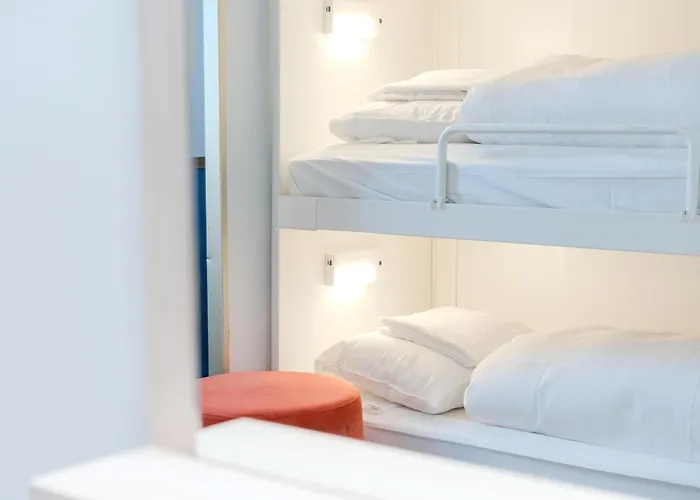 Hotel Dfds Mini Cruise Amsterdam - Newcastle - Amsterdam IJmuiden