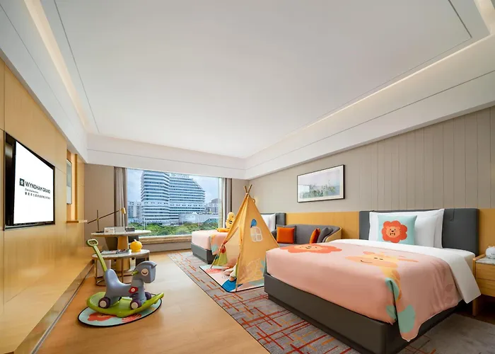 Zhaoqing Hotels