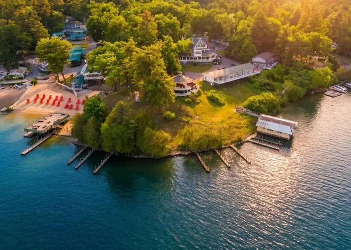 Lake George Hotels With Pool