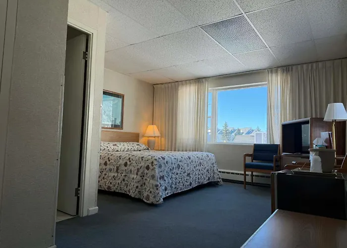 Grand Marais Hotels