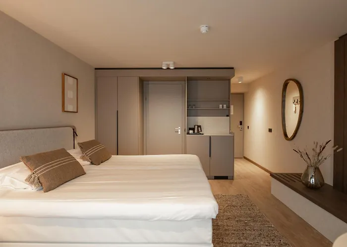 Schin op Geul Hotels