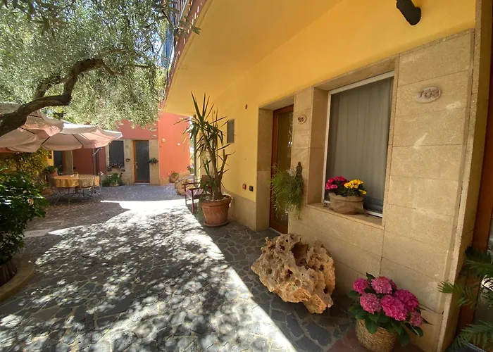 Hotel Villa Canu Càbras