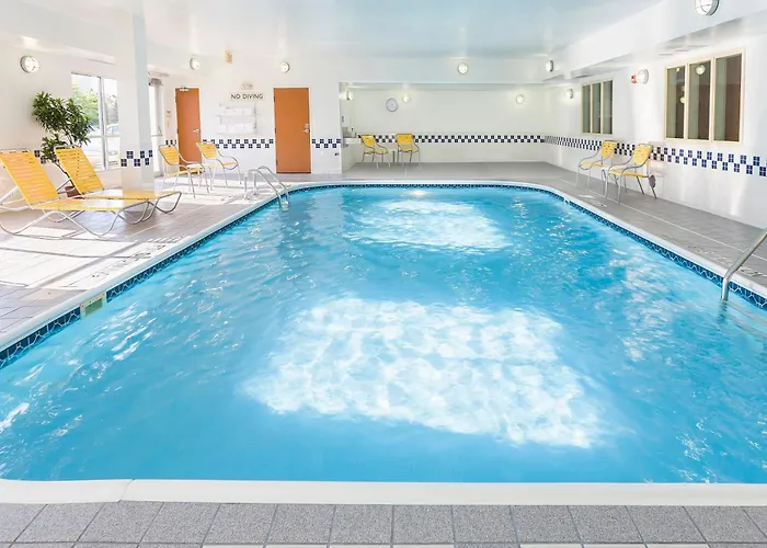 Fairfield By Marriott Inn & Suites Grand Rapids Airport