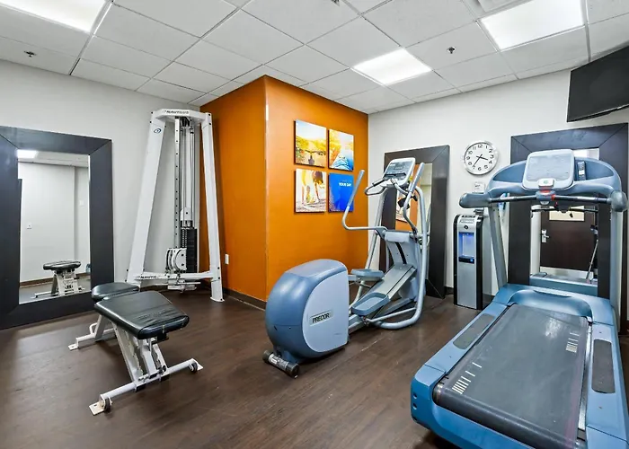 Newport News Hotels