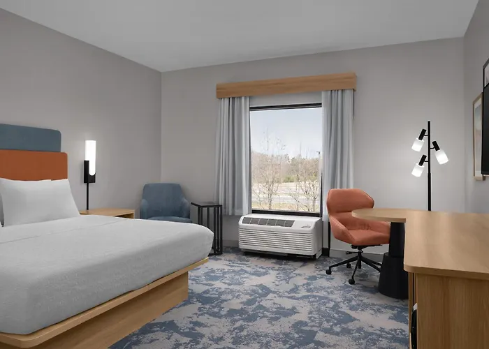 Crossville Hotels