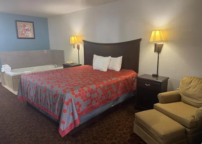 The Magnolia Hotel Searcy