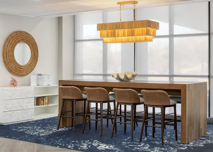 Doubletree By Hilton Salisbury Hotel
