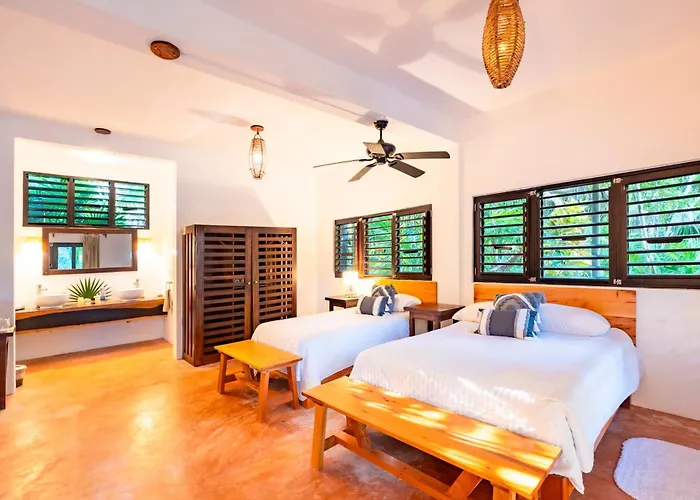 Hotels in Punta Allen