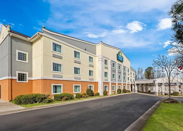 Union City Hotels