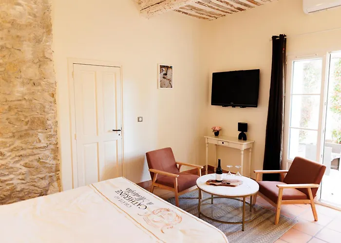 Château Catherine de Montgolfier B&B et Gites Narbonne