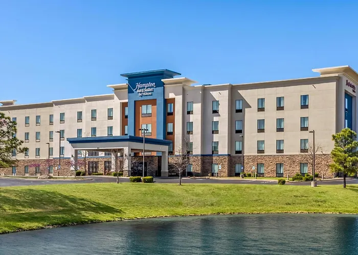 Claremore Hotels