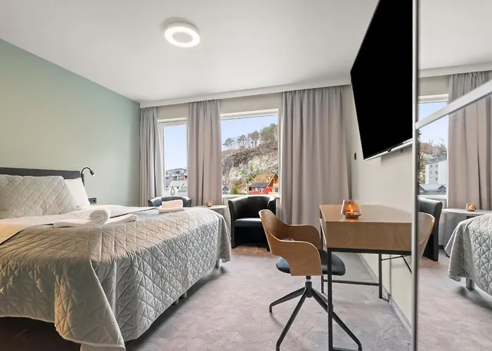 Floro Hotels