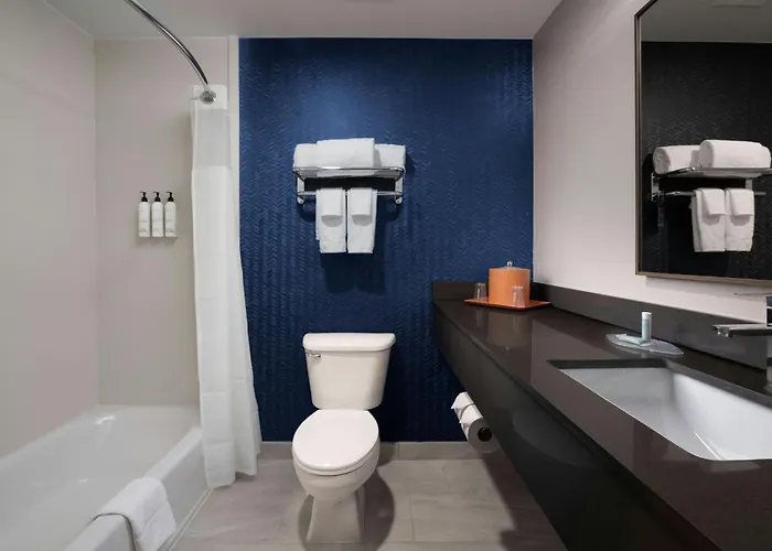 Fairfield Inn & Suites Dallas Park Central