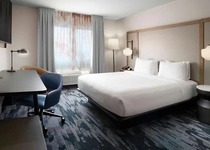 Fairfield Inn & Suites Dallas Park Central