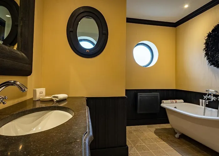 Courban Hotels