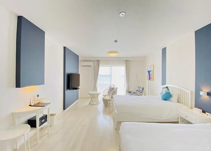 Nakijin Hotels