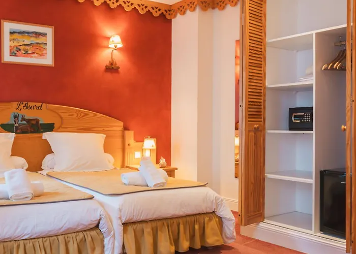 Hôtel Le Bois Joli