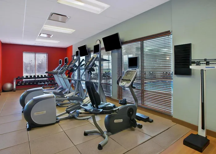 Novi Hotels