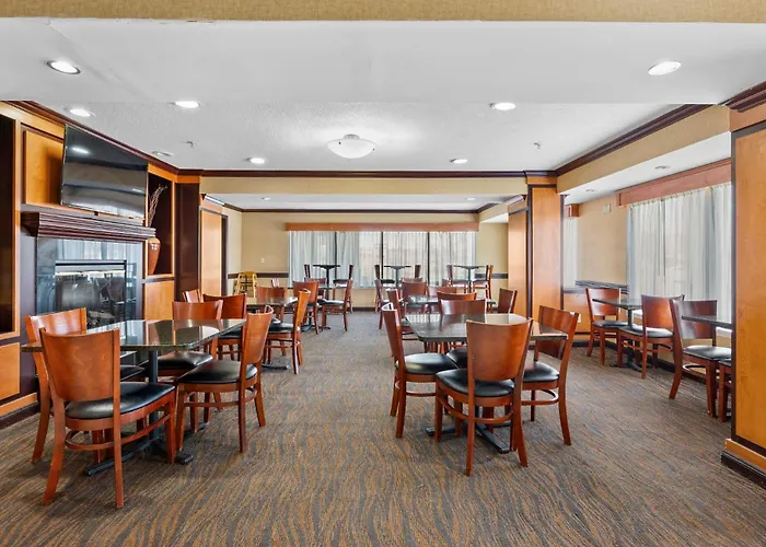 Madison Heights Hotels