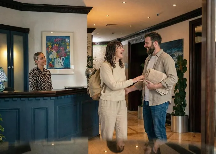 Hotels in Schull