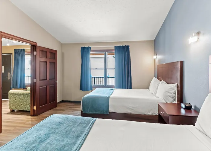 Edgewater Hotel And Suites Put-in-Bay