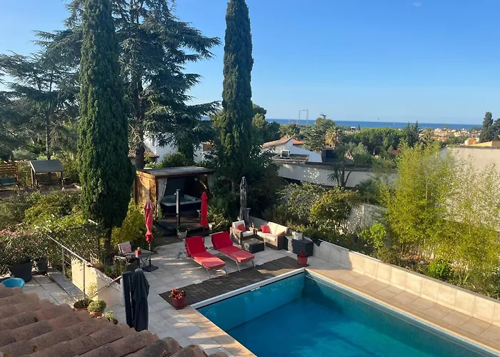 La VILLA des Cèdres&SPA, SUITE Premium, Naturiste Couples Only Agde
