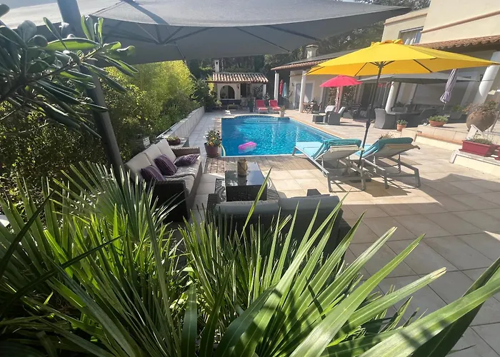 La VILLA des Cèdres&SPA, SUITE Premium, Naturiste Couples Only Agde