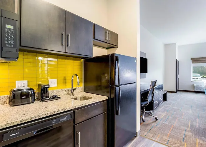 Teays Valley Hotels