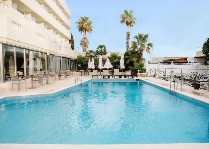 Hotel a Es Cana