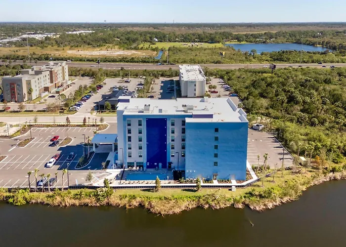 Titusville Hotels