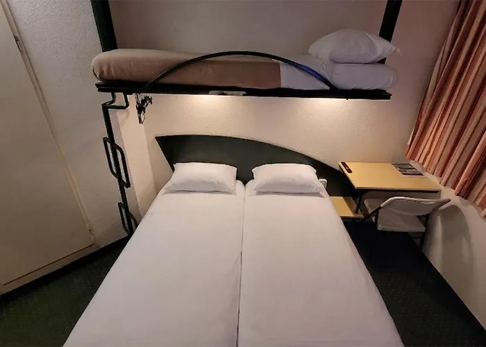Arques (Pas-de-Calais) Hotels