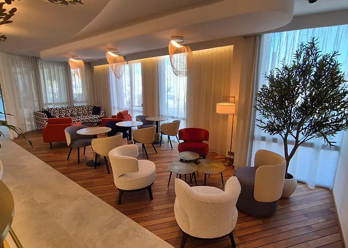 La Ciotat Hotels