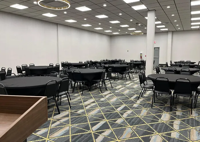 Holiday Inn Express Big Rapids By Ihg