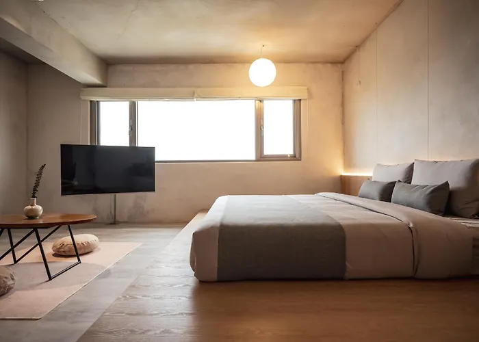 Yilan Hotels