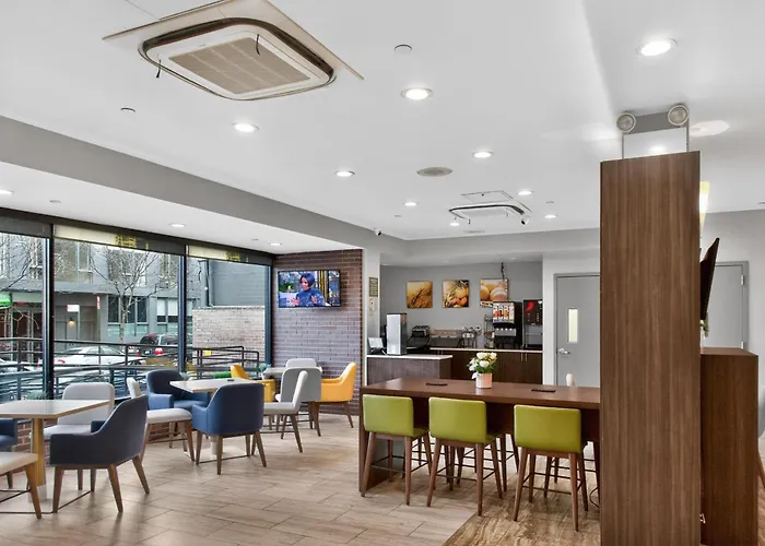 Times Square West Hotel, BW Signature Collection New York