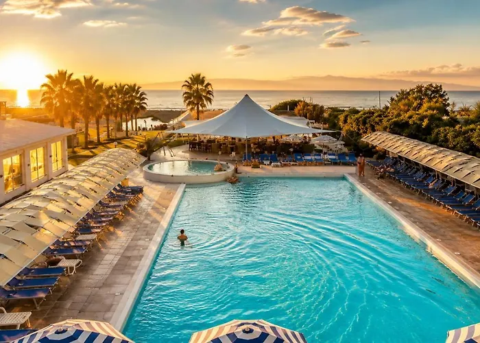 Medea Beach Resort - Cultural Stay Near Amalfi Coast & Paestum