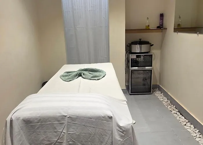 Hotels in Lahore
