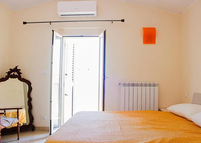 B&B Ad Un Passo Dal Mare
