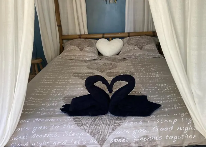Appartement Jacuzzi Love Room Jacuzzi Puget-sur Argens
