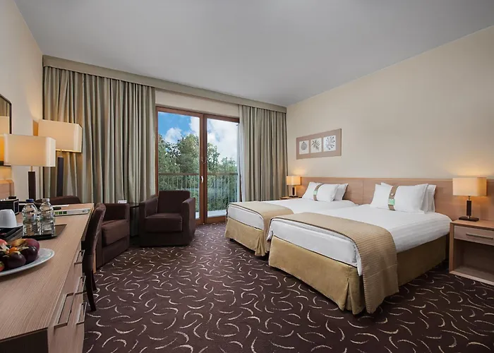 Jozefow (Masovia) Hotels