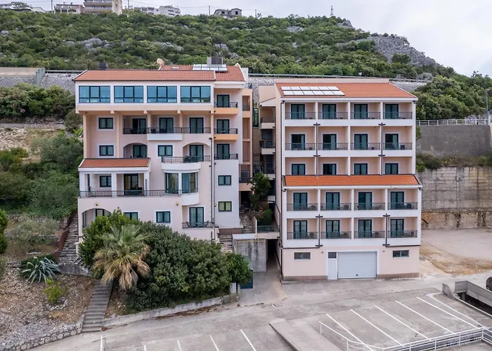 Hotel Adria Neum