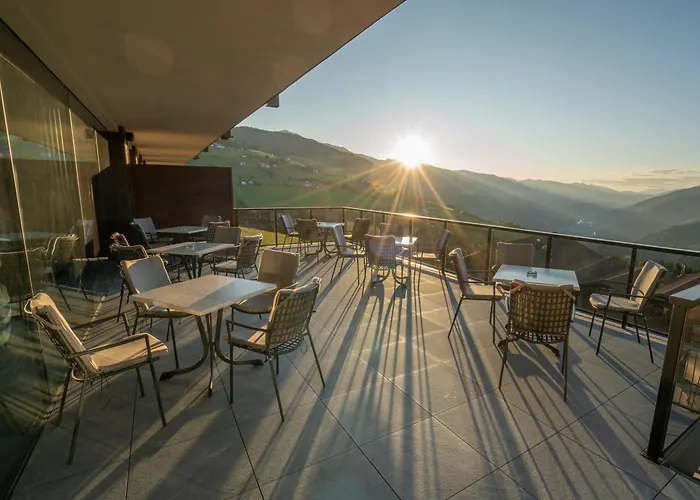 Hotel Purvita - Ski In Ski Out - Infinity Pool