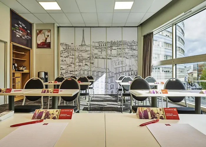 Ibis Paris Porte De Montreuil